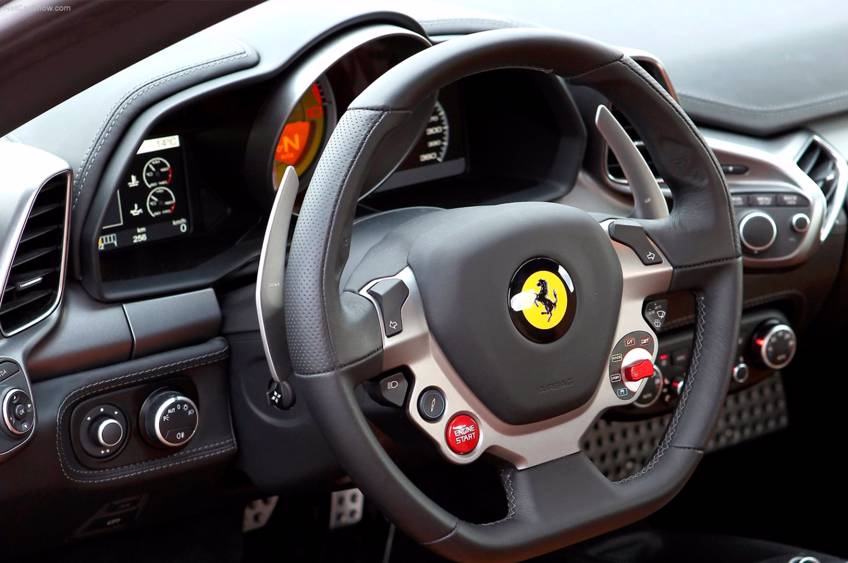 Prøv en Ferrari 458